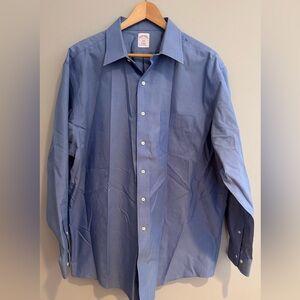 Brooks Brothers Dress Shirt Mens 17 “ 4/5 Arm Blue Button Down Non Iron
